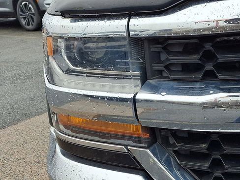 Used 2017 Chevrolet Silverado 1500 LT w/ LT Fleet Plus Package image 9