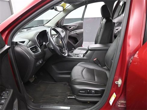 Used 2018 Chevrolet Equinox Premier image 9