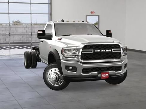 New 2023 RAM 4500 Tradesman RWD image 6