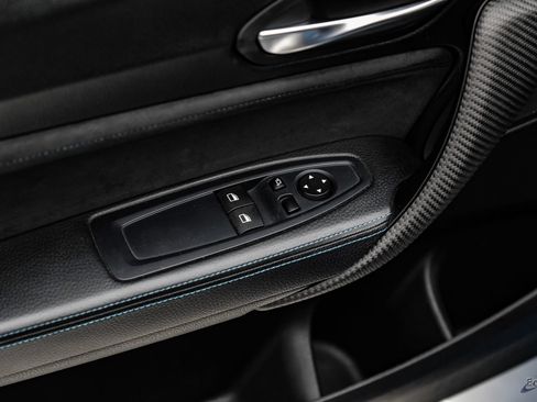 Used 2017 BMW M2 RWD image 86
