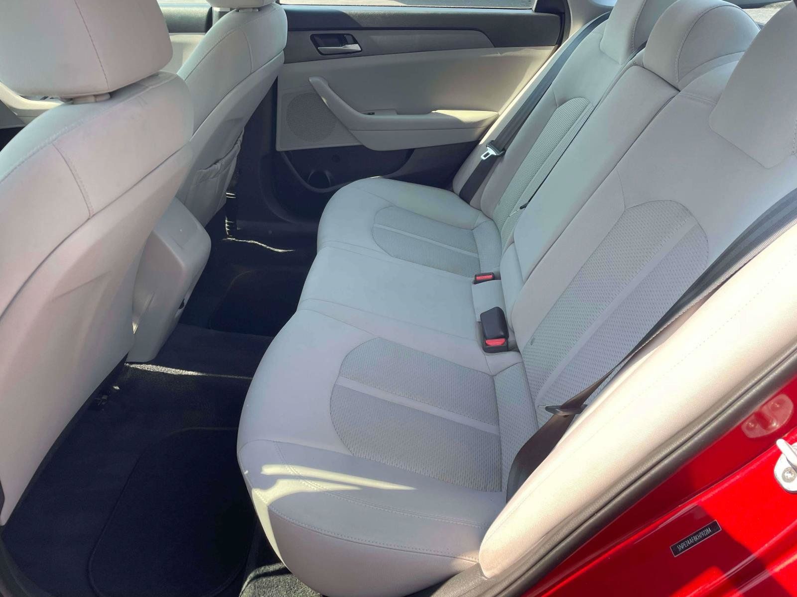 Used 2019 Hyundai Sonata SE FWD image 13
