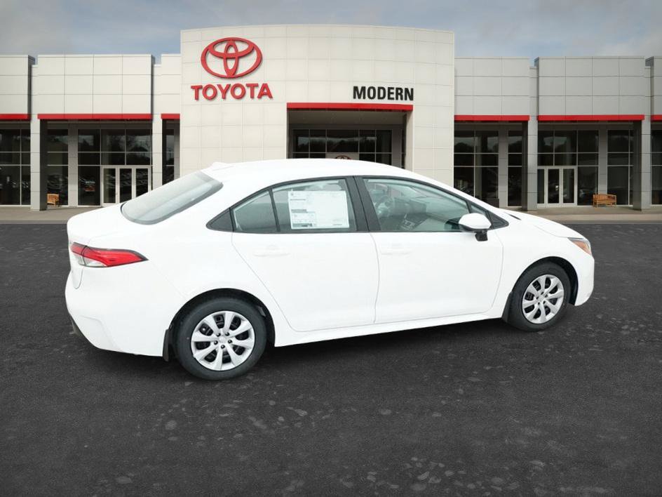 New 2027 Toyota Corolla LE FWD image 8