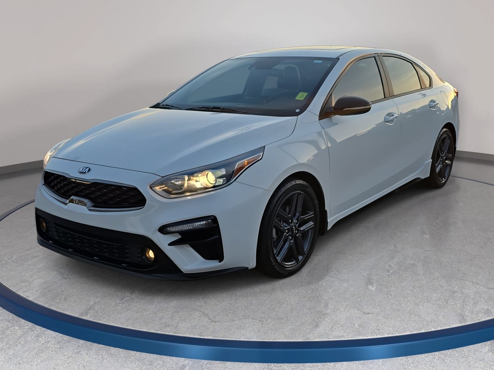 Used 2020 Kia Forte GT-Line w/ GT-Line Premium Package FWD image 1