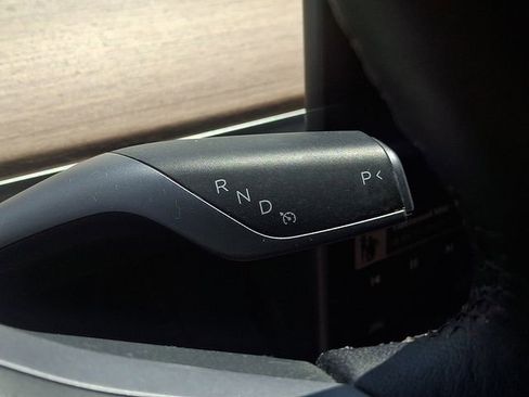 Used 2023 Tesla Model 3 Standard Range RWD image 16