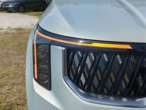 New 2026 Kia Carnival EX image 9