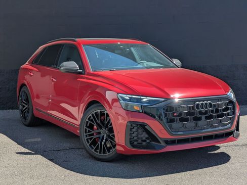 New 2026 Audi SQ8 Premium Plus AWD/4WD image 3