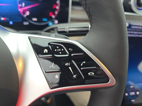 New 2026 Mercedes-Benz C 300 4MATIC Sedan image 18