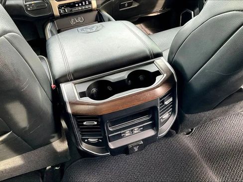 Used 2022 RAM 2500 Laramie AWD/4WD image 11