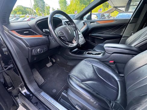 Used 2019 Lincoln MKC Reserve w/ MKC Climate Package AWD/4WD image 7