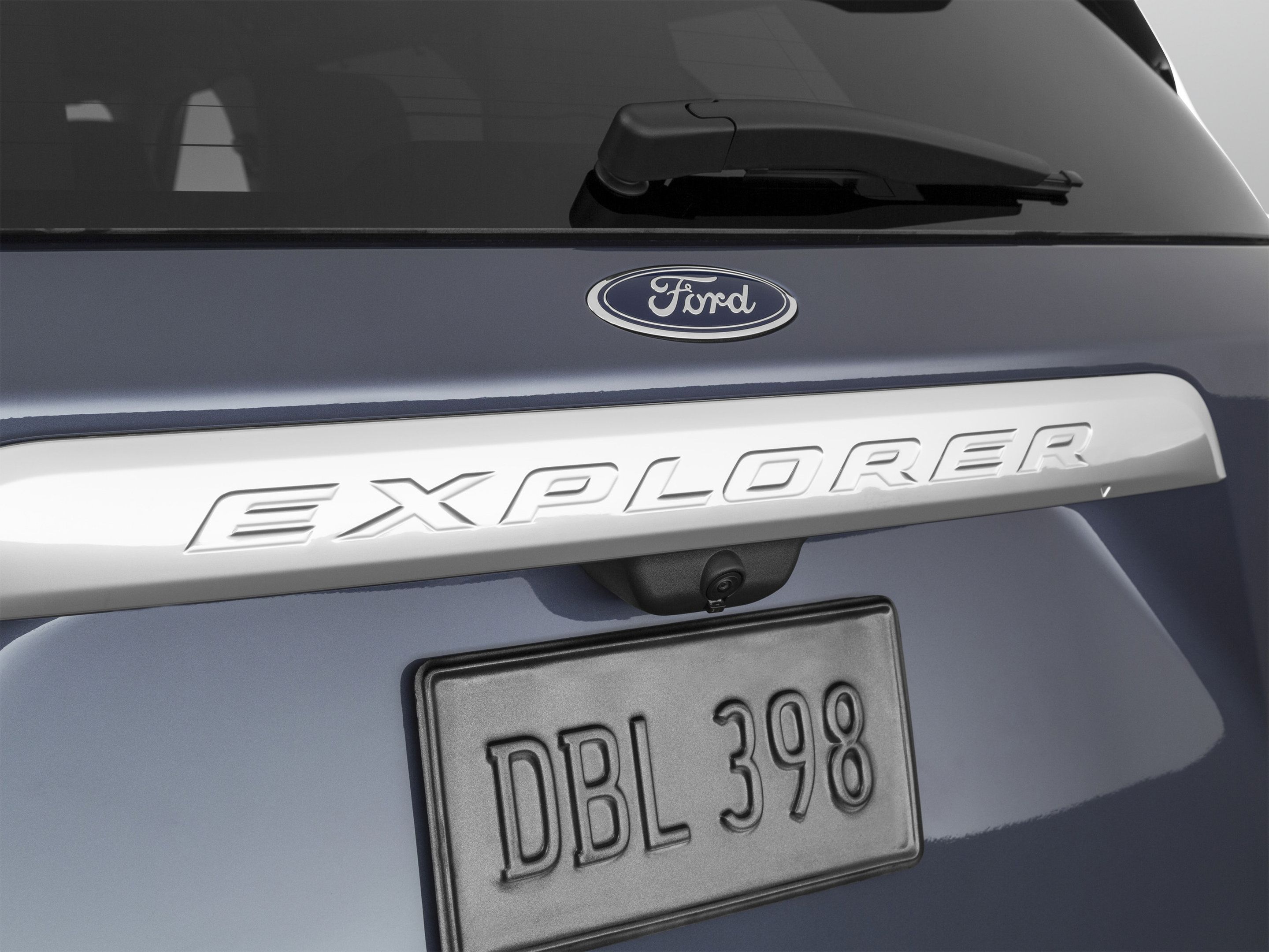 Used 2021 Ford Explorer Limited w/ Equipment Group 301A AWD/4WD image 66