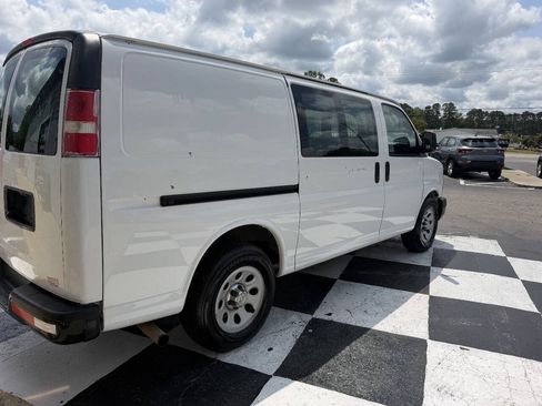 Used 2014 Chevrolet Express 1500 RWD image 5