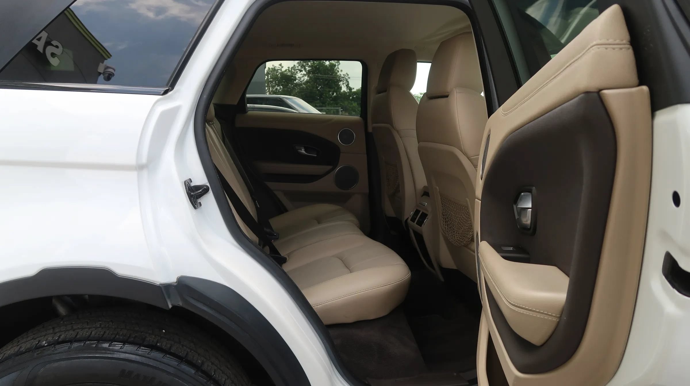Used 2019 Land Rover Range Rover Evoque AWD/4WD image 22