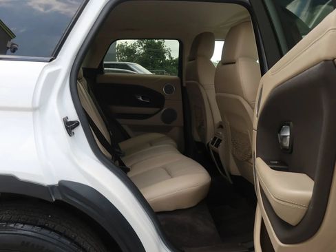 Used 2019 Land Rover Range Rover Evoque AWD/4WD image 22