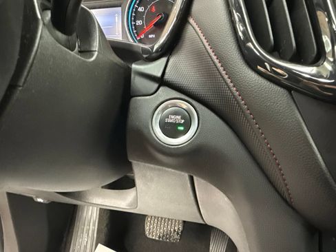 Used 2024 Chevrolet Equinox RS AWD/4WD image 34