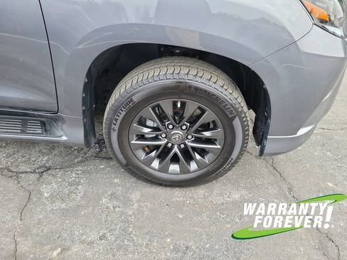 Used 2023 Lexus GX 460 Premium w/ Premium Package image 20