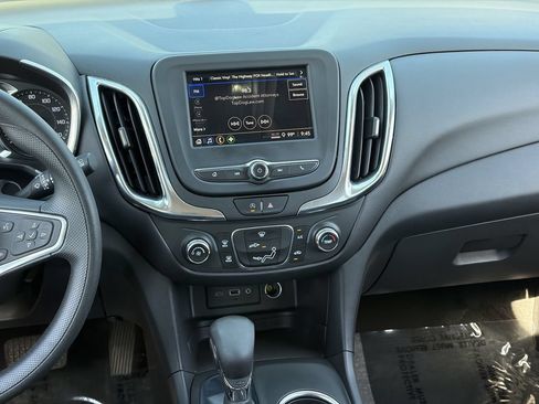 Used 2023 Chevrolet Equinox LT w/ LPO, Cargo Package FWD image 17