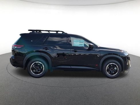 New 2026 Nissan Pathfinder Rock Creek w/ Rock Creek Premium Package AWD/4WD image 4