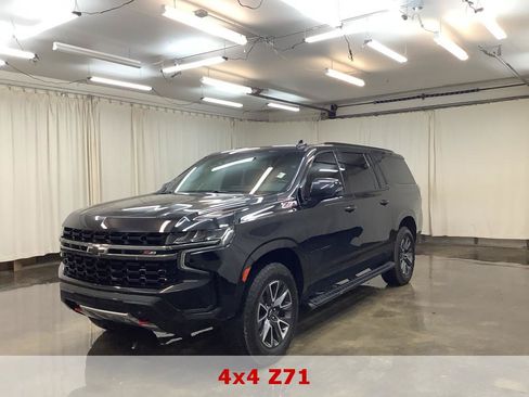 Used 2022 Chevrolet Suburban Z71 w/ Luxury Package AWD/4WD image 1