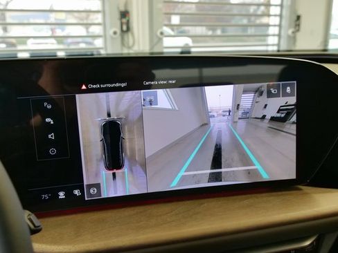 New 2025 Audi Q5 Prestige image 23