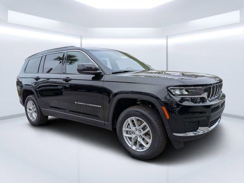New 2026 Jeep Grand Cherokee L Laredo w/ Trailer Tow Package RWD image 1
