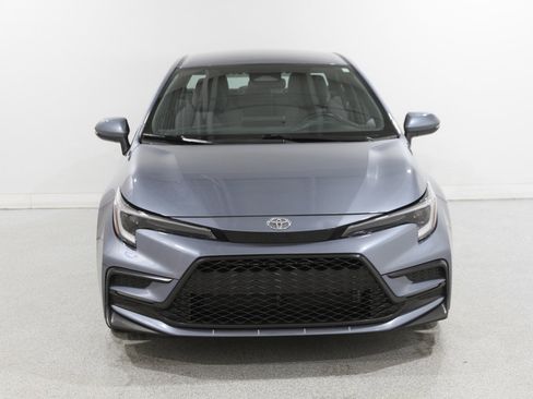 Used 2023 Toyota Corolla SE w/ Carpet Mat Package (TMS) image 2