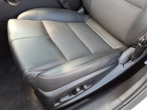 Used 2014 Chevrolet Impala LT FWD image 19