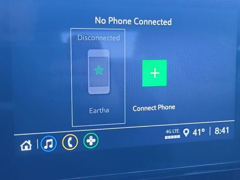 Used 2025 Chevrolet Trax LS image 12