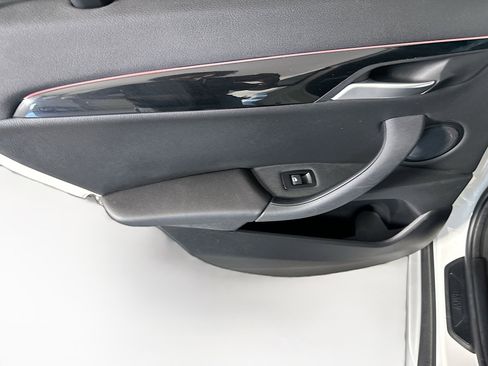 Used 2022 BMW X1 sDrive28i w/ Convenience Package image 26