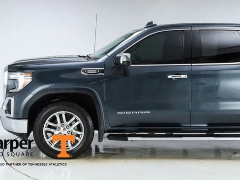 Used 2021 GMC Sierra 1500 SLT w/ SLT Premium Package image 3
