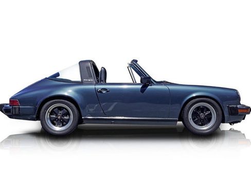 Used 1987 Porsche 911 Carrera RWD image 2