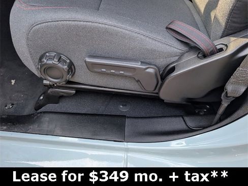 Used 2024 Jeep Wrangler Unlimited Rubicon w/ Convenience Group image 15