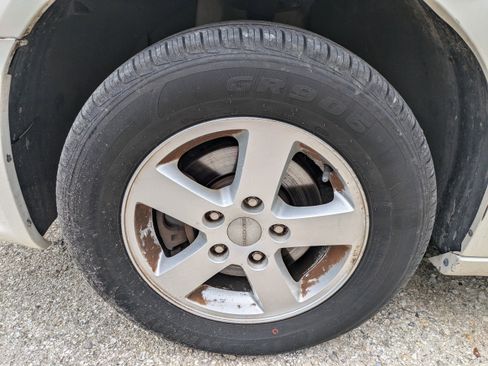 Used 2012 Dodge Grand Caravan SXT FWD image 7