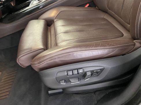 Used 2015 BMW X5 xDrive50i image 12