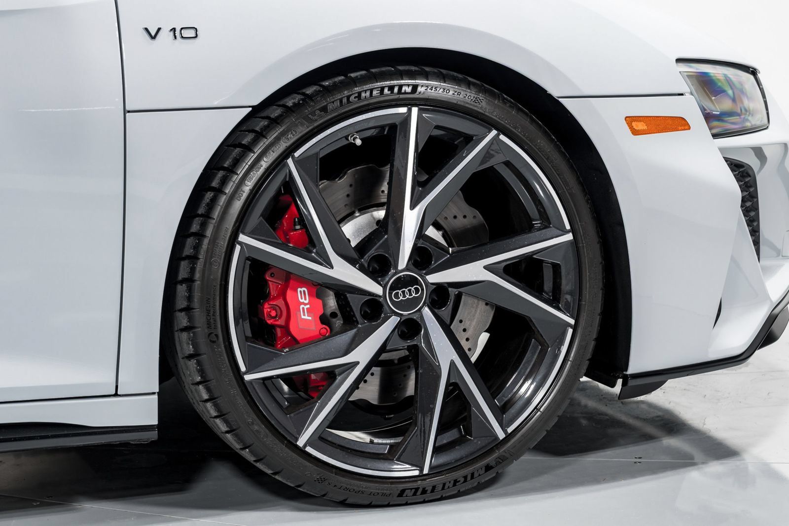 Used 2023 Audi R8 V10 performance RWD image 40