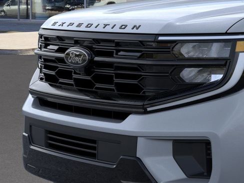 New 2025 Ford Expedition Max Platinum w/ Stealth Performance Package image 18