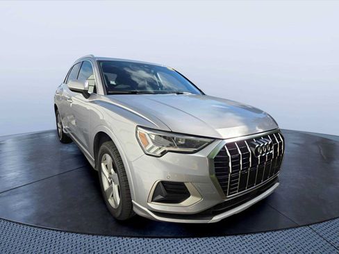 Used 2020 Audi Q3 2.0T Premium Plus w/ Premium Plus Package AWD/4WD image 1