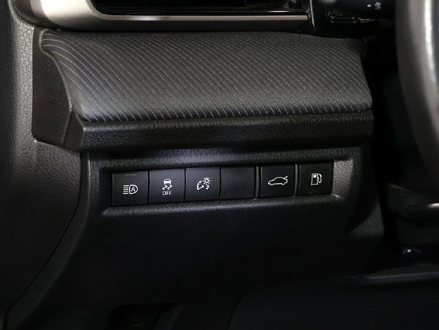 Used 2025 Toyota Camry SE FWD image 24