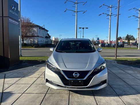Used 2022 Nissan Leaf S image 3