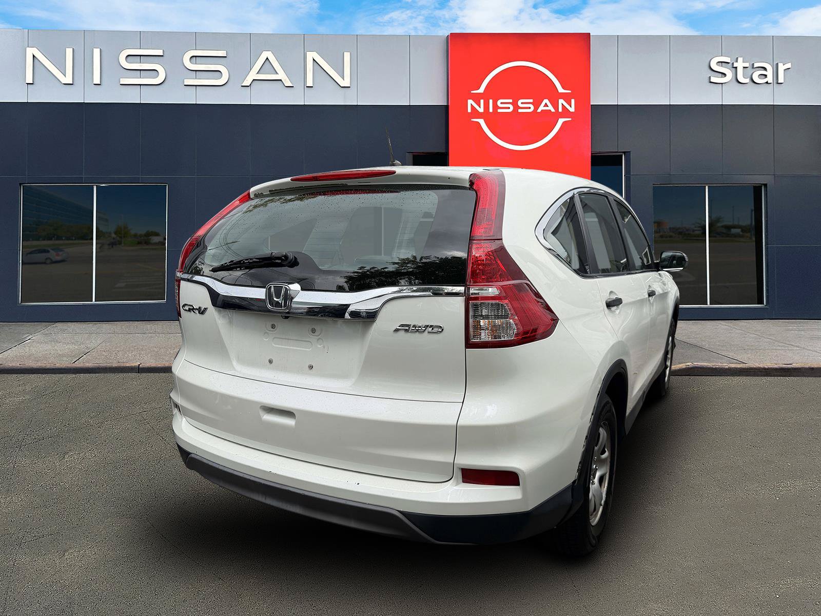 Used 2015 Honda CR-V LX image 6