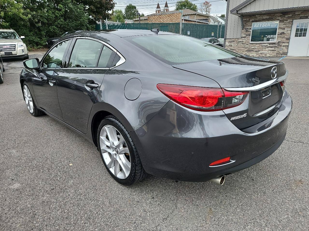 Used 2017 MAZDA MAZDA6 Touring FWD image 5