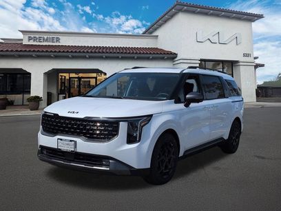 New 2026 Kia Carnival SX w/ SX Dark Edition Package