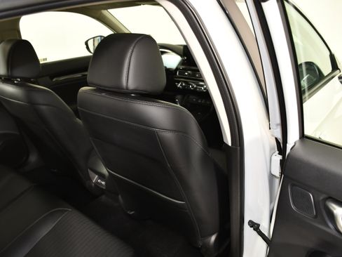 Certified 2024 Honda Civic Touring image 44