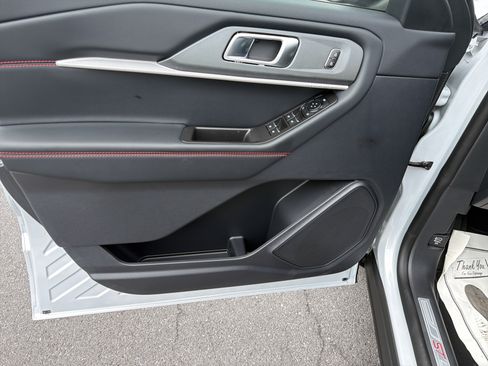 New 2026 Ford Explorer ST-Line AWD/4WD image 16