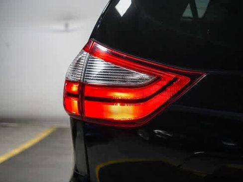 Certified 2019 Toyota Sienna XLE image 11