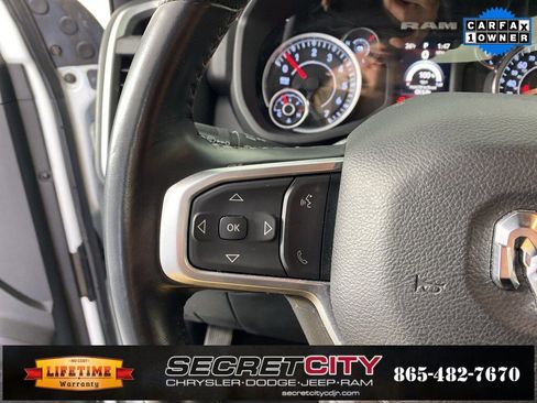 Used 2024 RAM 2500 Big Horn w/ Sport Appearance Package image 15