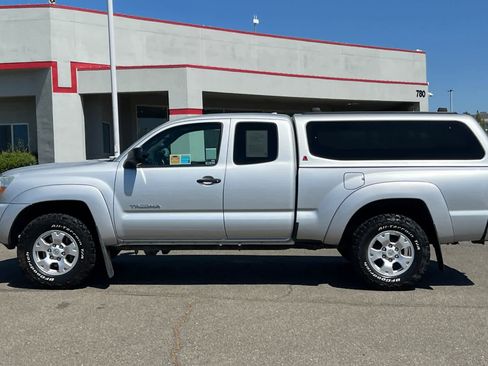 Used 2009 Toyota Tacoma 4x4 Access Cab V6 image 9