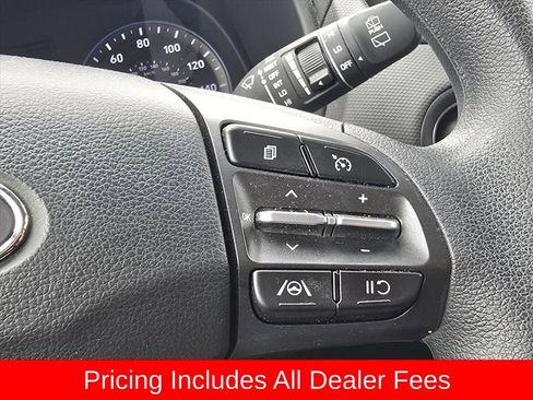 Used 2023 Hyundai Kona SEL AWD/4WD image 10