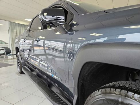 New 2026 Chevrolet Silverado EV LT w/ Plus Package image 25