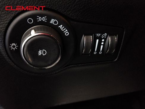 Used 2022 Jeep Compass Limited w/ Elite Group image 19