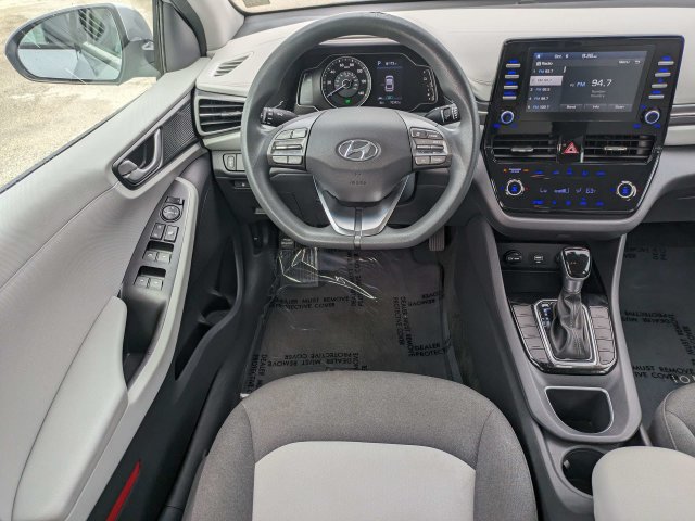 Used 2020 Hyundai Ioniq Blue FWD image 15
